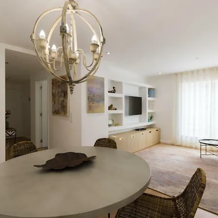 Charming Apartment Lisbon