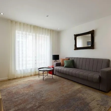 Charming Apartment Lisbon