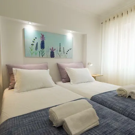 Charming アパート *